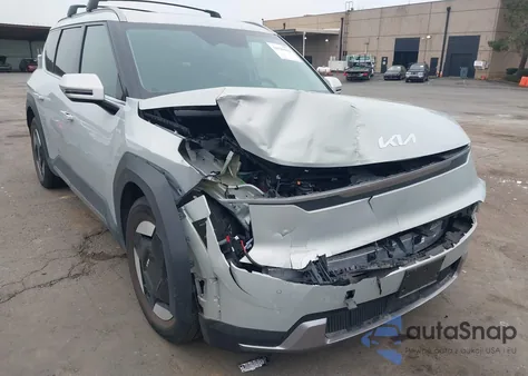 2024 Kia Ev9 Wind from USA, damaged, VIN KNDAFFS53R6047693